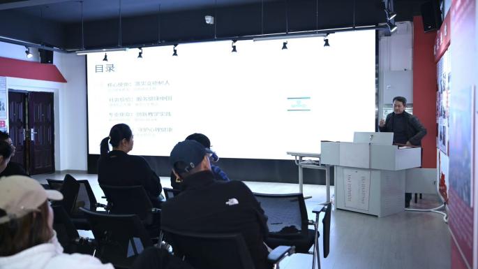 新时代体育教师的使命：从技能传授者到全面发展引路人